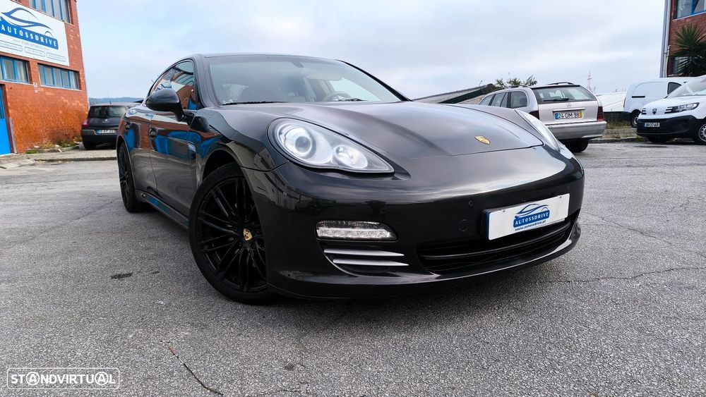 Porsche Panamera 4 Platinum Edition PDK - 18
