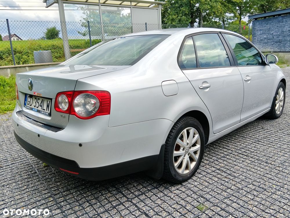 Volkswagen Jetta 1.4 TSI Highline - 6