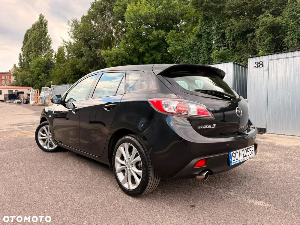 Mazda 3 1.6 Exclusive + - 2