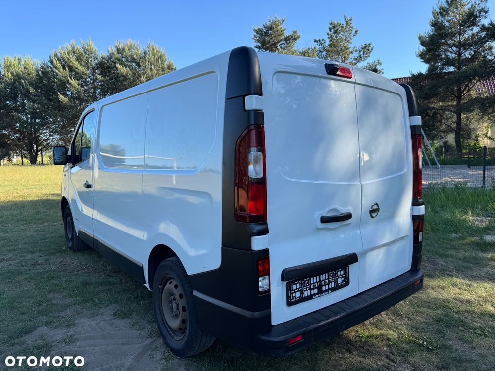 Nissan NV 300 - 8