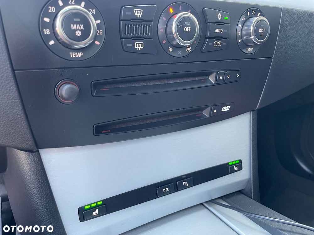 BMW Seria 5 525i - 13