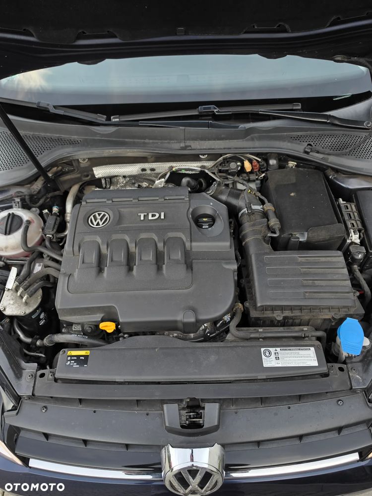 Volkswagen Golf 2.0 TDI 4Motion BlueMotion Technology Lounge - 18