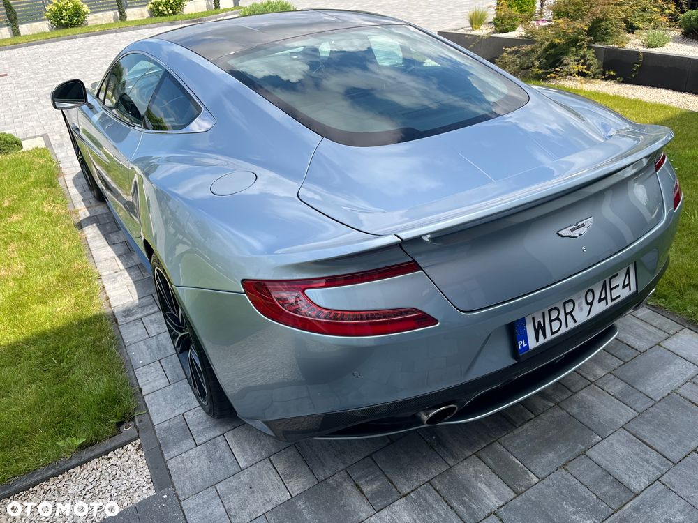 Aston Martin Vanquish Standard - 10