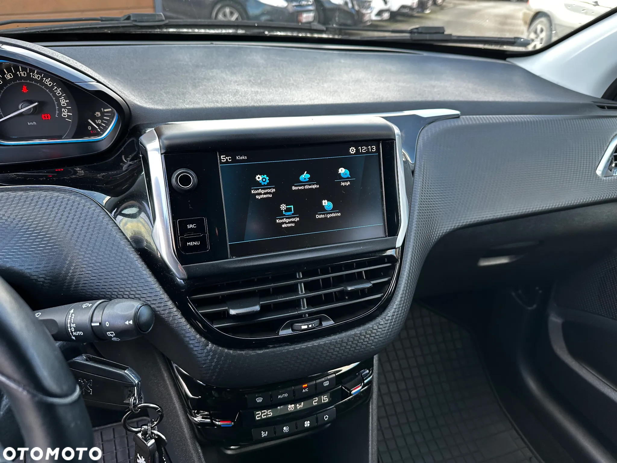 Peugeot 2008 - 12