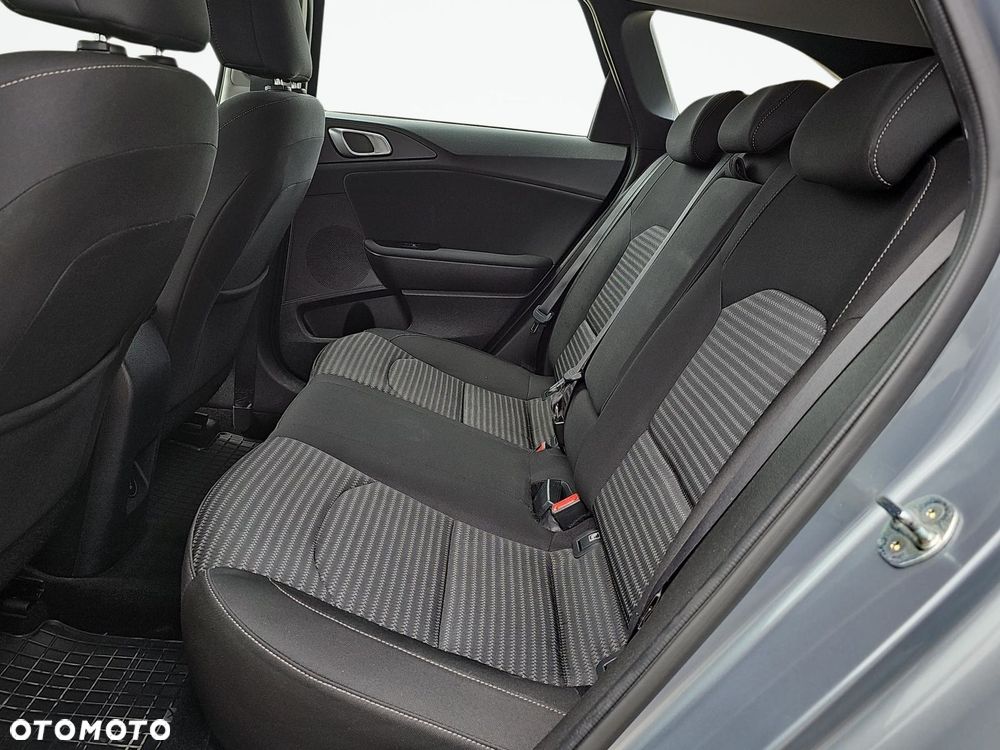 Kia Ceed 1.5 T-GDI M - 18