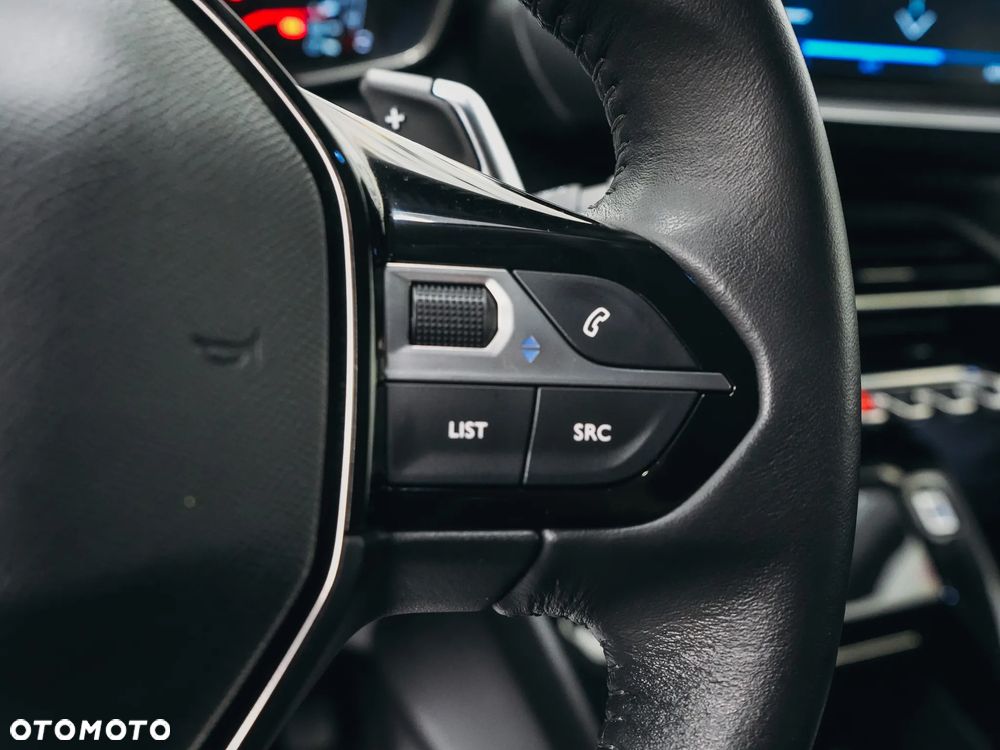 Peugeot 2008 1.5 BlueHDi Allure S&S EAT8 - 20