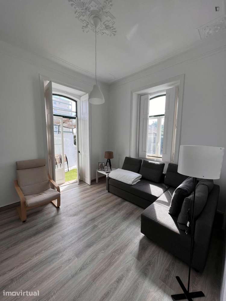 Quarto - localizado em Carcavelos Lisbon - Grande imagem: 5/6