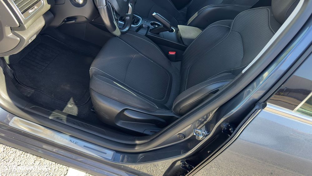 Renault Mégane ENERGY dCi 110 LIMITED - 24