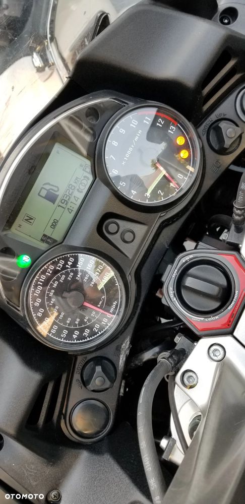 Kawasaki GTR - 5
