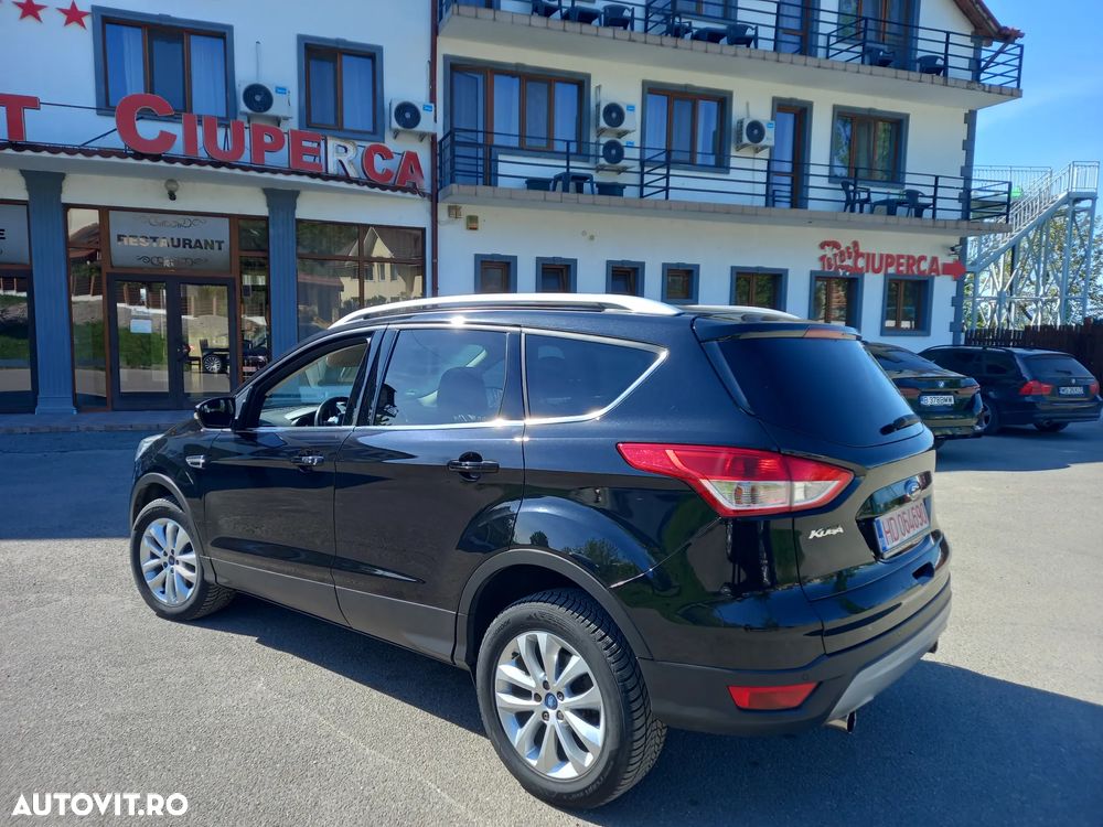 Ford Kuga 2.0 TDCi 4x4 Aut. Titanium - 2