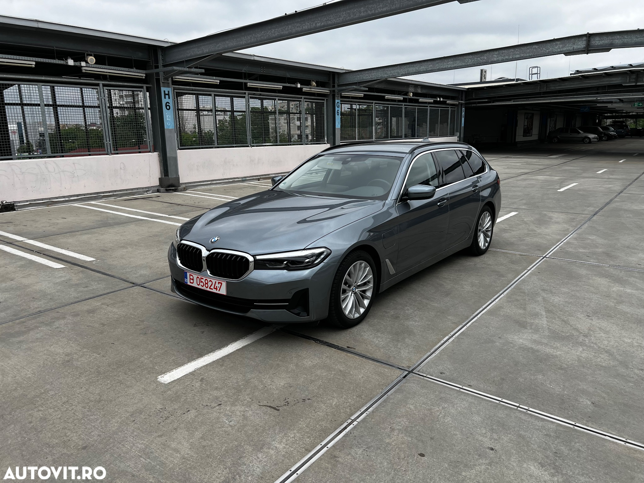 BMW Seria 5 530e xDrive AT PHEV - 6