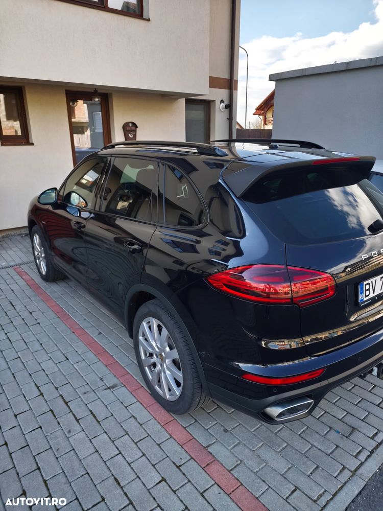 Porsche Cayenne Platinum Edition - 7