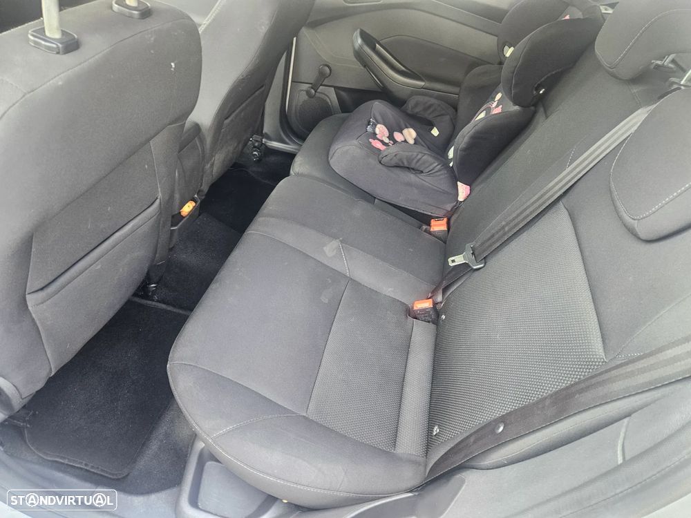 Ford Focus SW - 4
