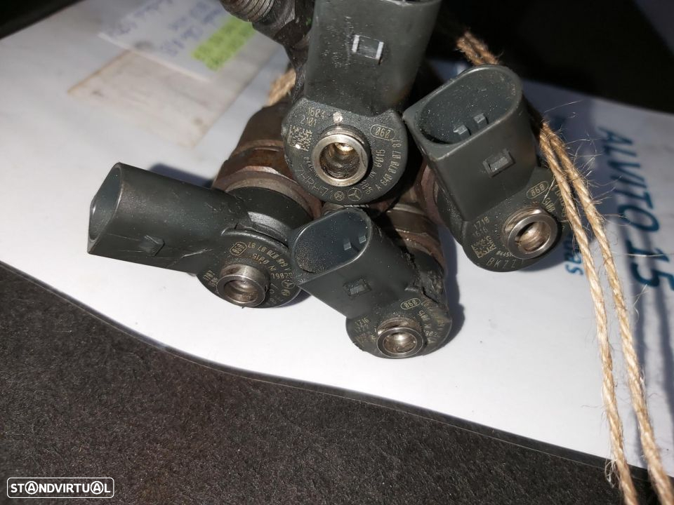 Injector Mercedes Class A Class B W245 Smart 1.5Cdi Mitsubishi Colt 1.5Did  A6460700787  0445110167 - 3
