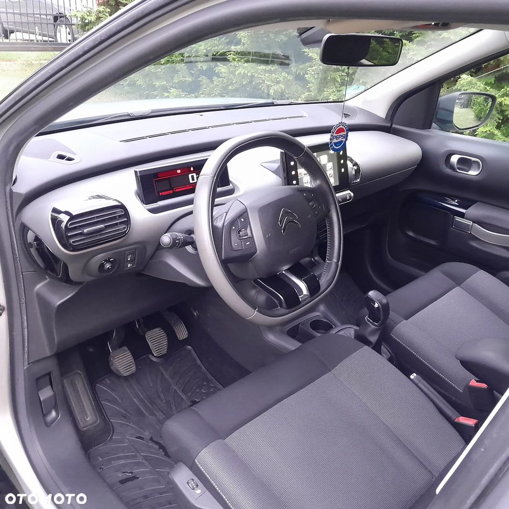 Citroën C4 Cactus - 17