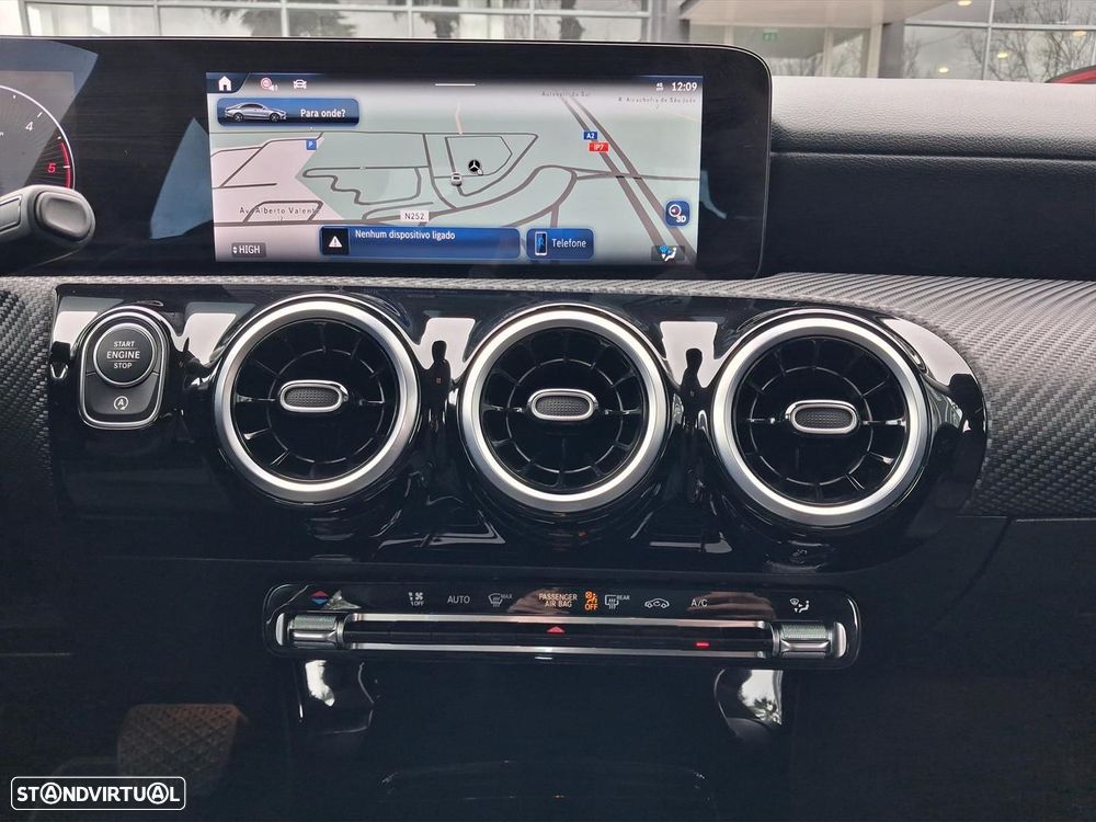 Mercedes-Benz CLA 180 d Style Plus Aut. - 18