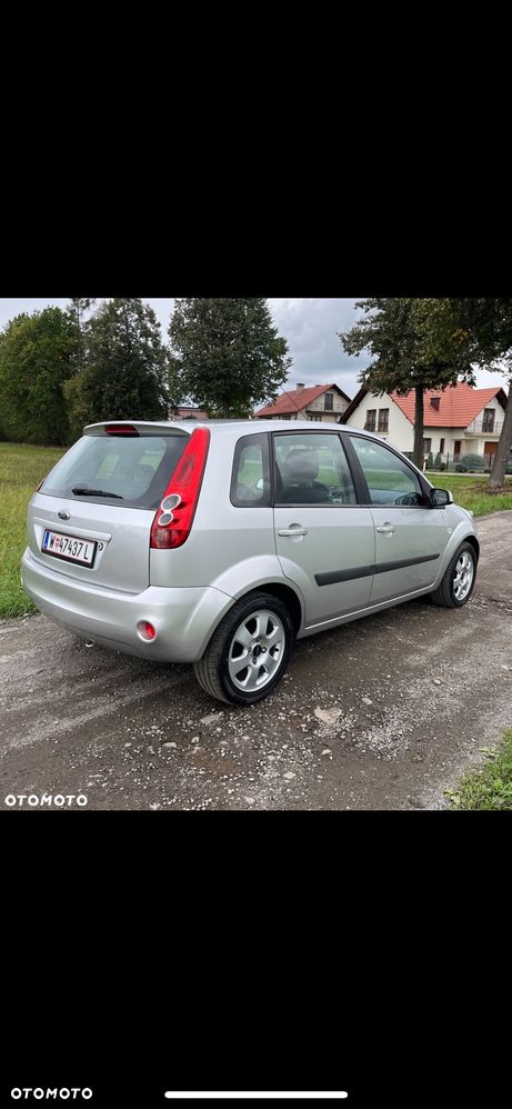 Ford Fiesta 1.3 Style - 4