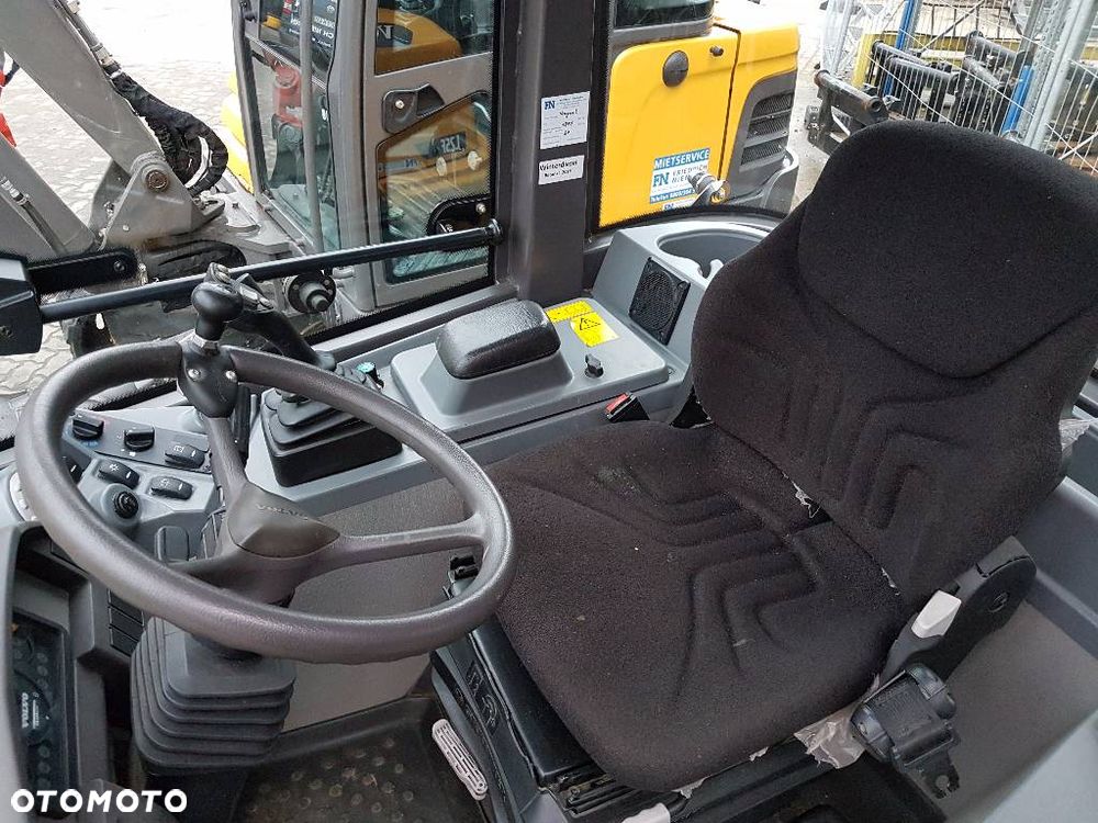 Volvo VOLVO L25F ,2014 - 6