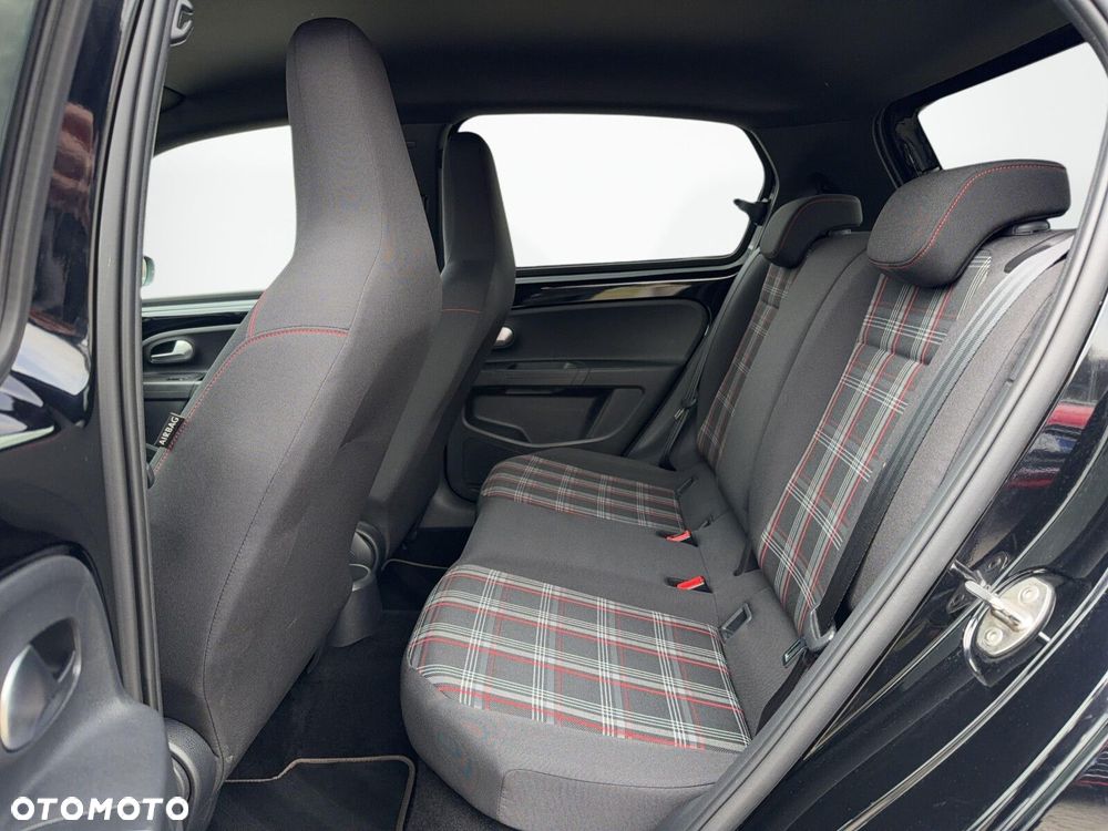 Volkswagen up! 1.0 TSI GTI - 11
