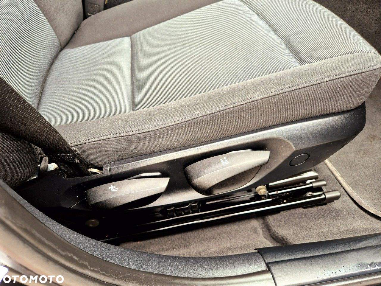BMW Seria 1 116i - 12