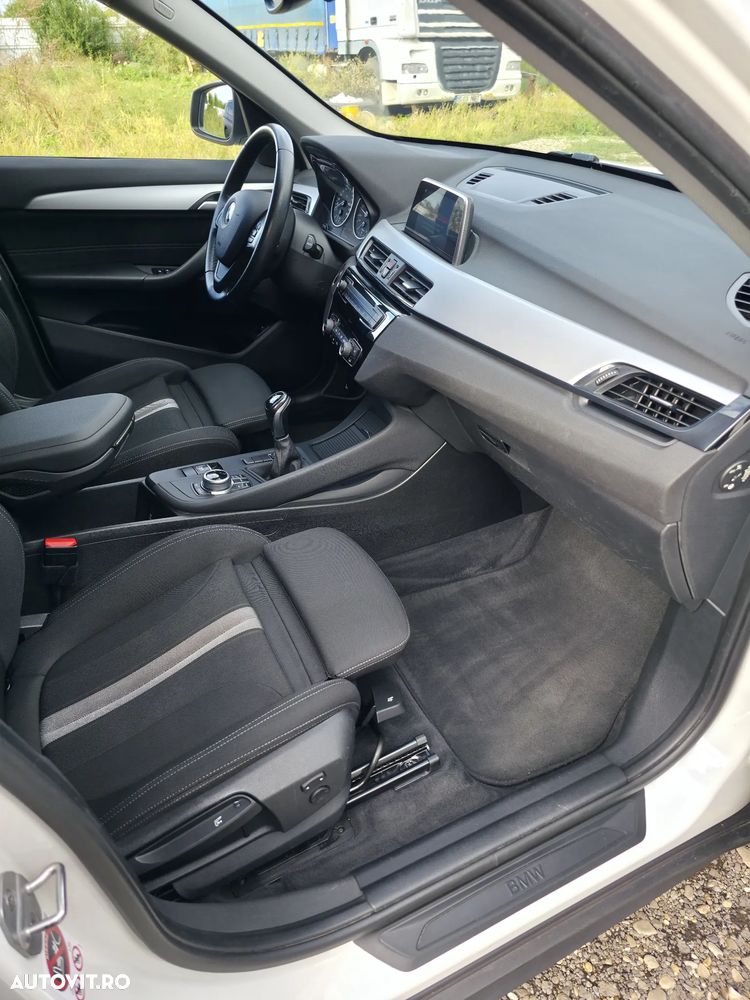 BMW X1 sDrive18i Advantage - 20