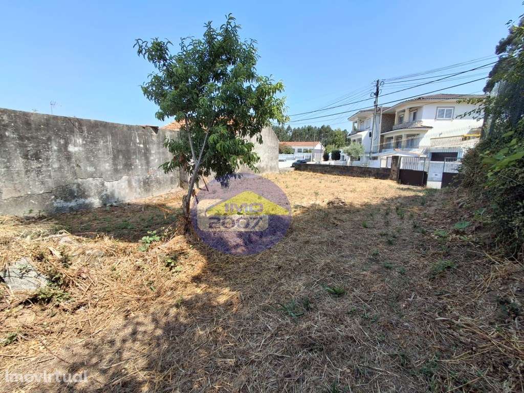 Moradia para Restauro - Grande imagem: 3/31