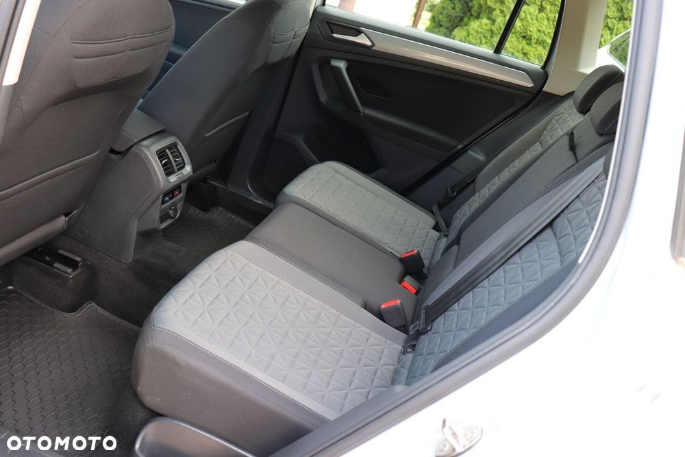 Volkswagen Tiguan 2.0 TDI SCR Life - 27