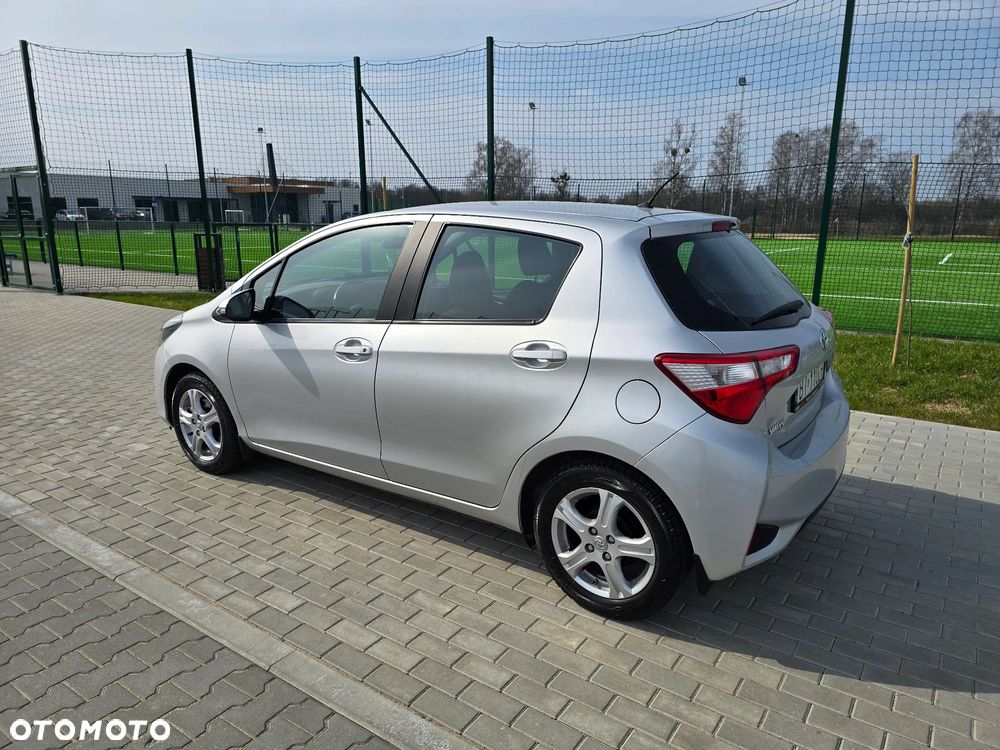 Toyota Yaris 1.5 Life - 16