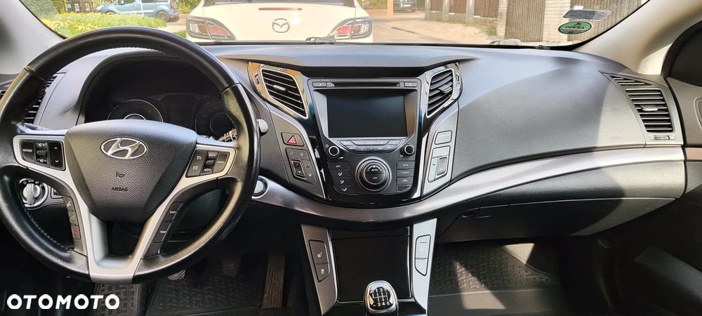Hyundai i40 1.7 CRDi Comfort + - 21
