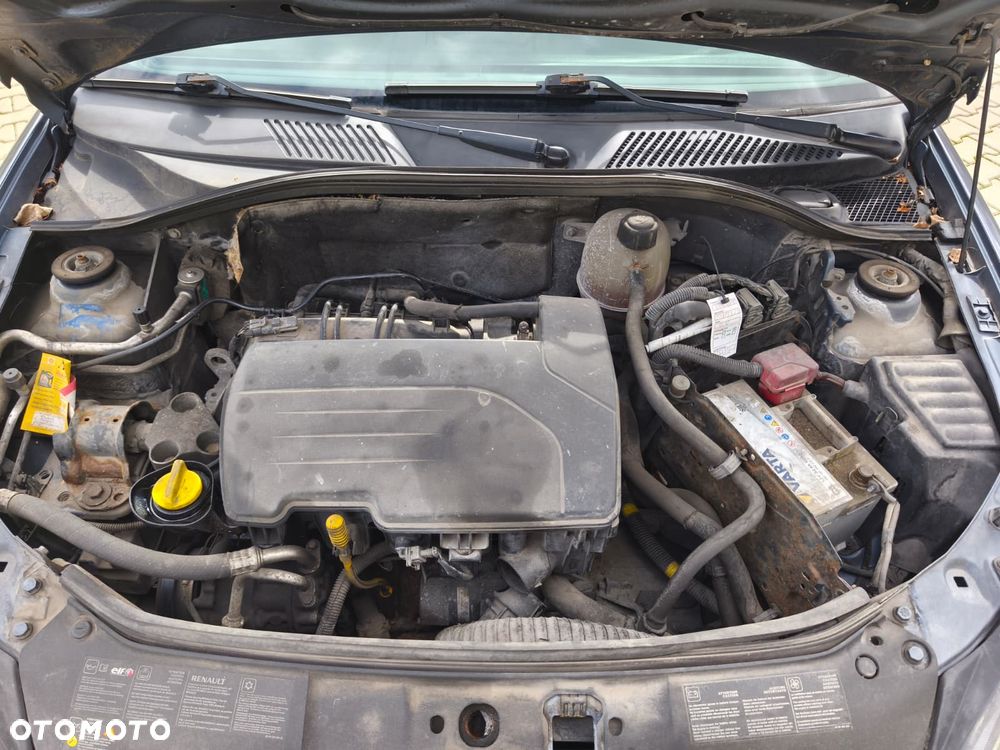 Renault Clio - 6