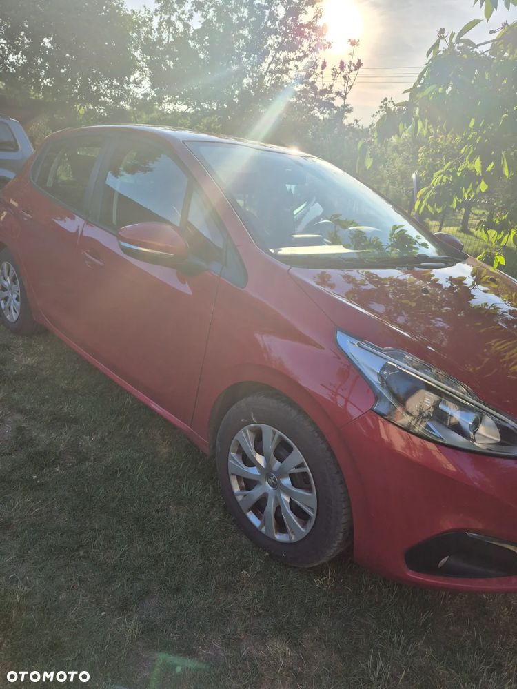 Peugeot 208 1.6 BlueHDi Active S&S - 6