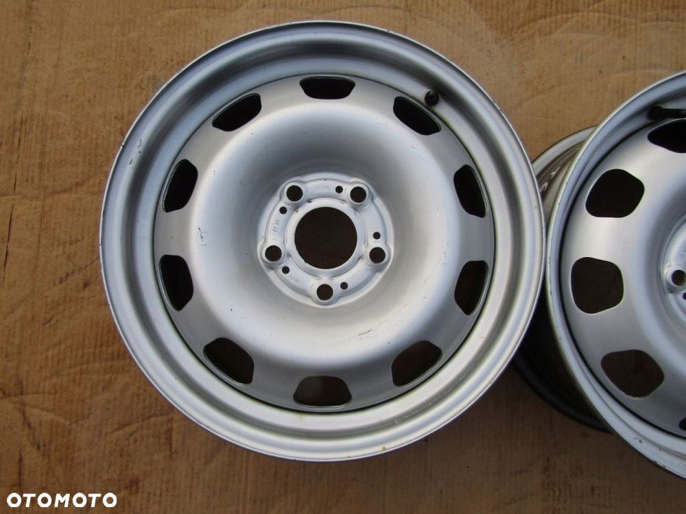 1x Felga 16 Dacia Duster OE I II / 6,5j 5x114,3 ET50 - 3