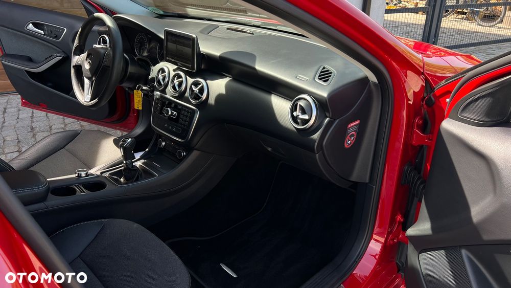 Mercedes-Benz Klasa A 180 CDI AMG Line - 18