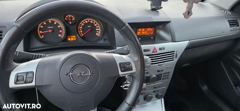 Opel Astra 1.6 - 5