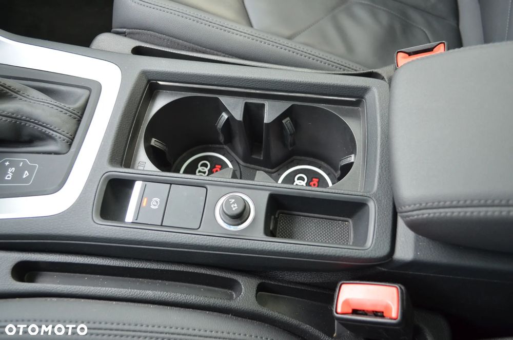 Audi Q3 45 TFSI Quattro S Line S tronic - 12