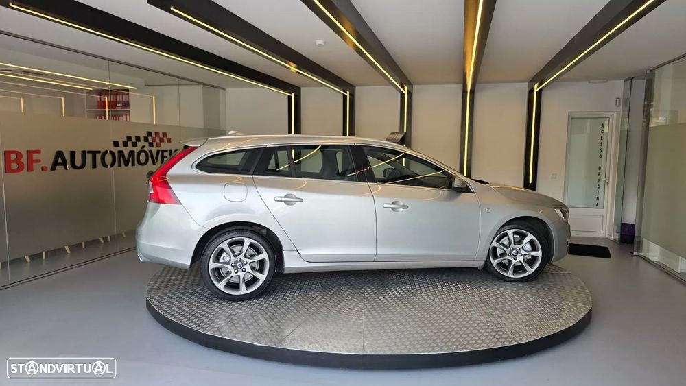 Volvo V60 2.0 D4 VOR - 8