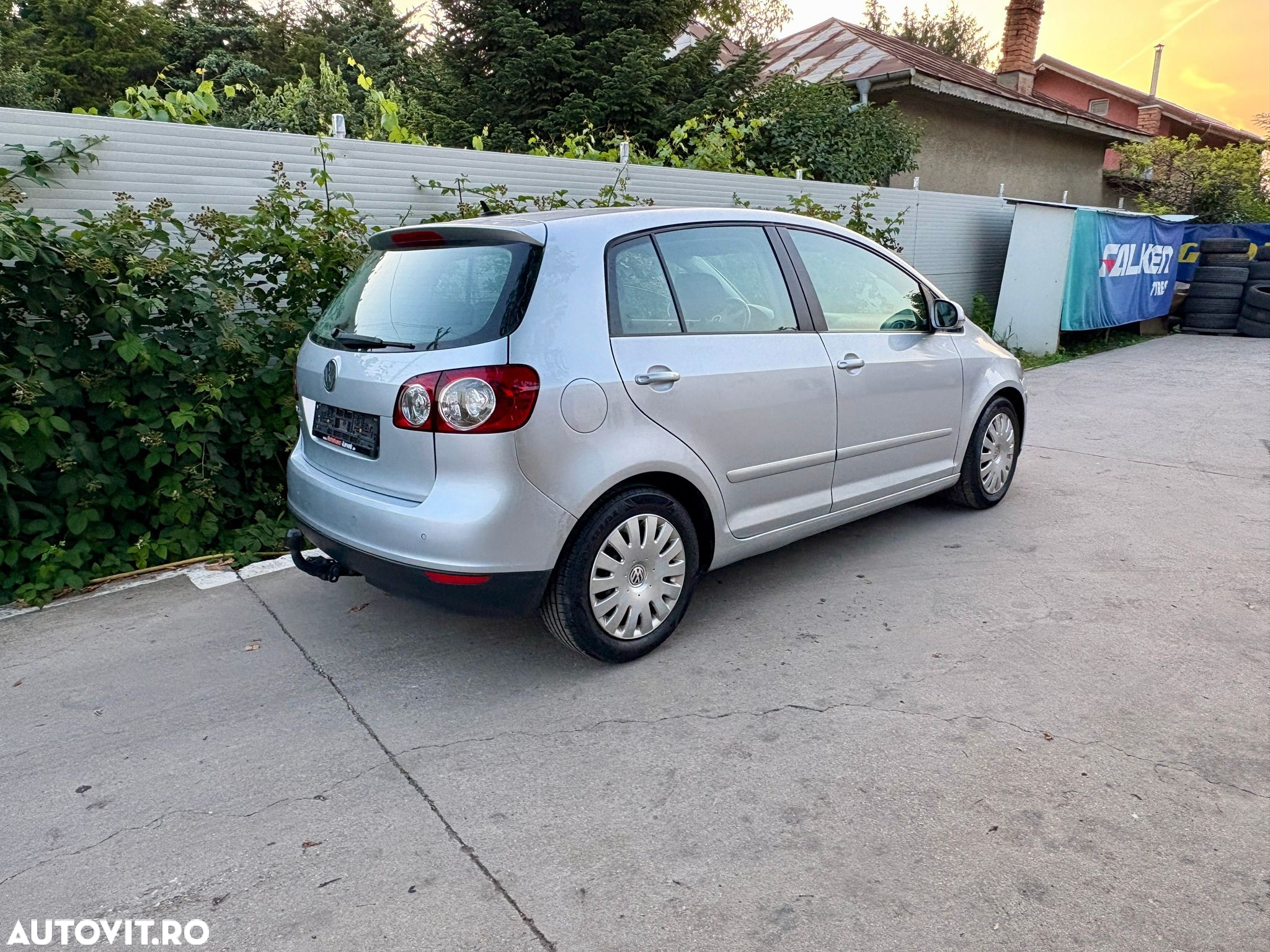 Volkswagen Golf Plus 1.6 FSI Comfortline Tip. - 10