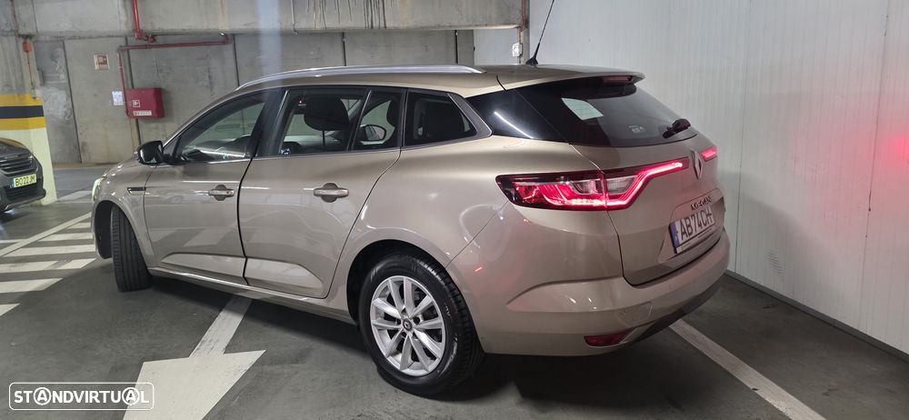 Renault Mégane Sport Tourer ENERGY dCi 130 BOSE EDITION - 4