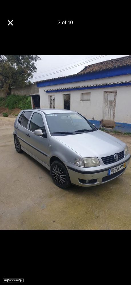 VW Polo 1.0 Confortline - 2