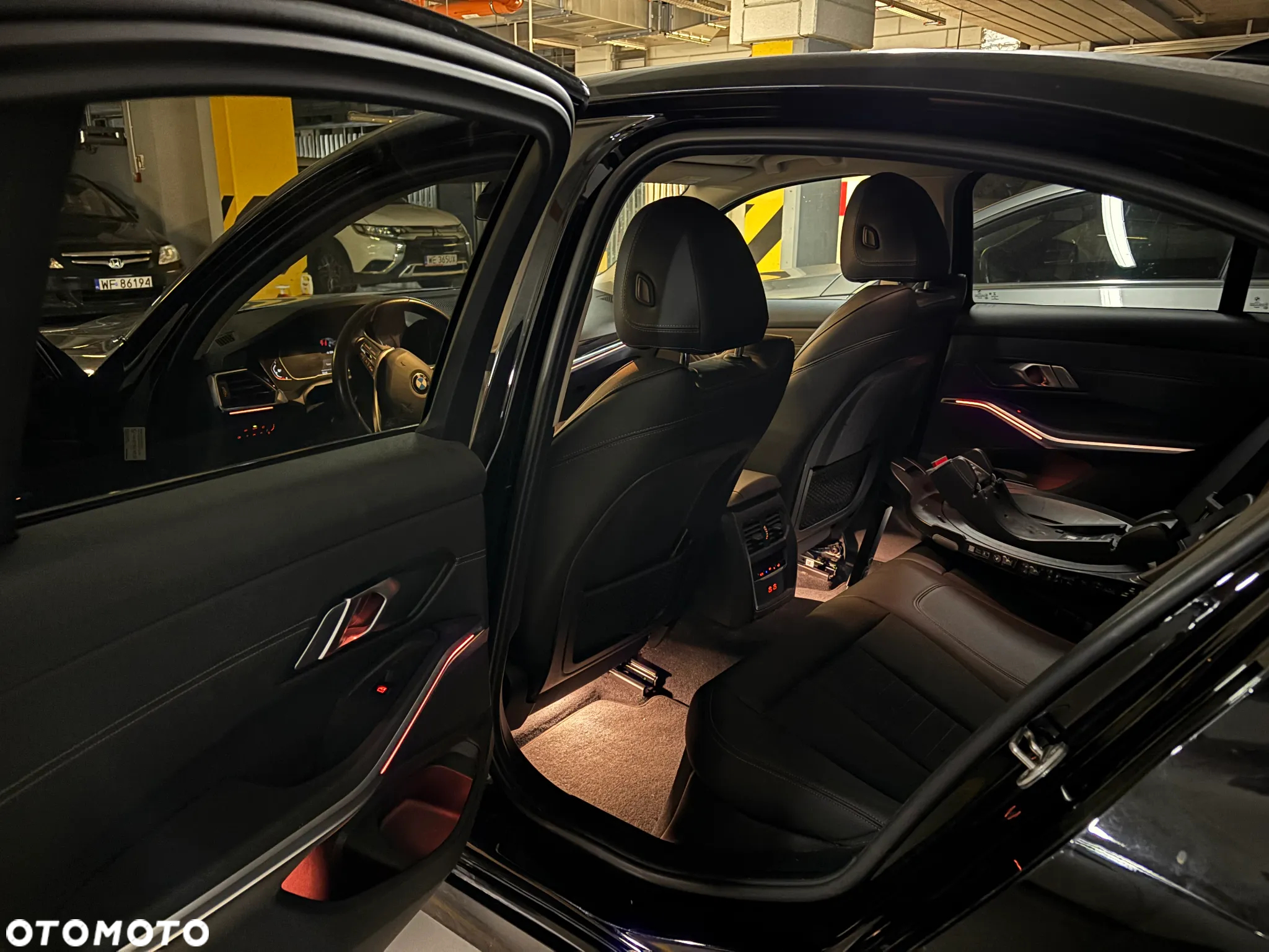 BMW Seria 3 320i Sport Line - 8