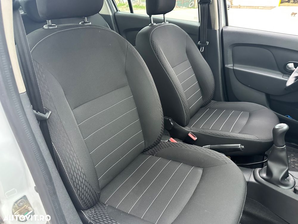 Dacia Logan 1.5 Blue dCi Laureate - 13