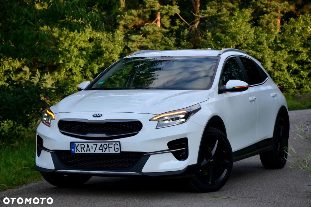 Kia XCeed 1.5 T-GDI Business Line DCT - 1