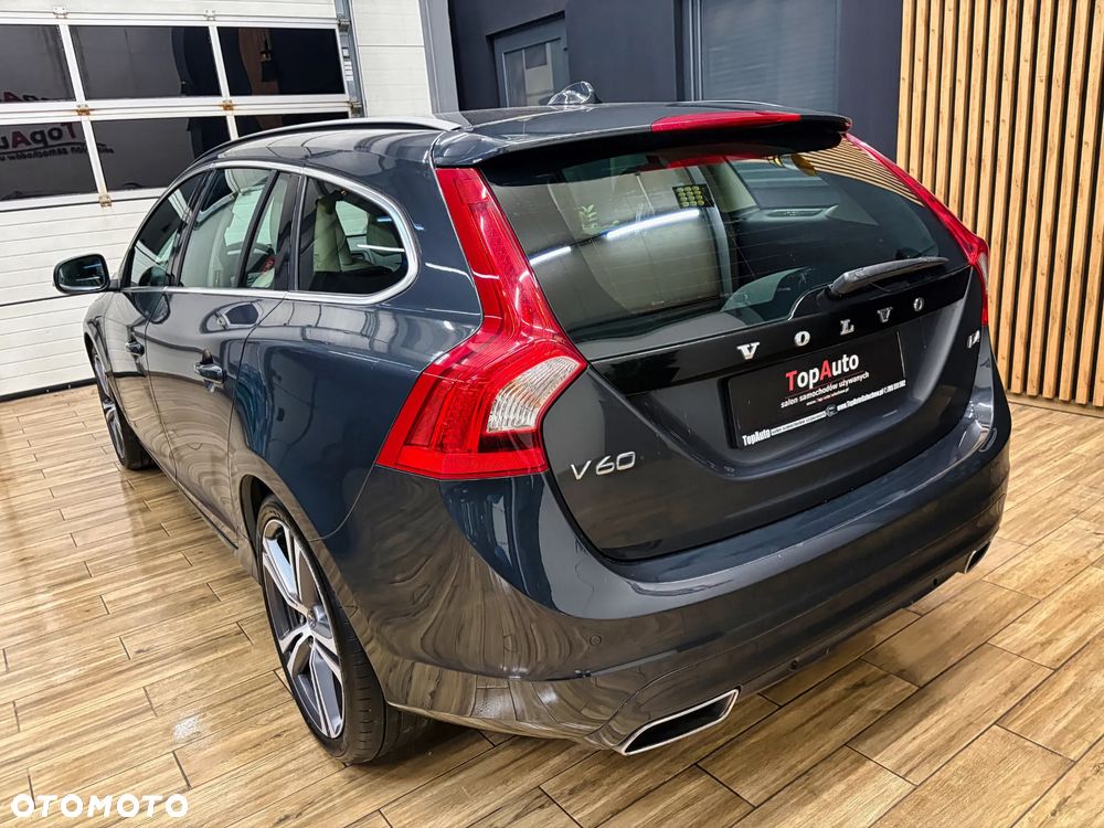 Volvo V60 D4 Geartronic Momentum - 10