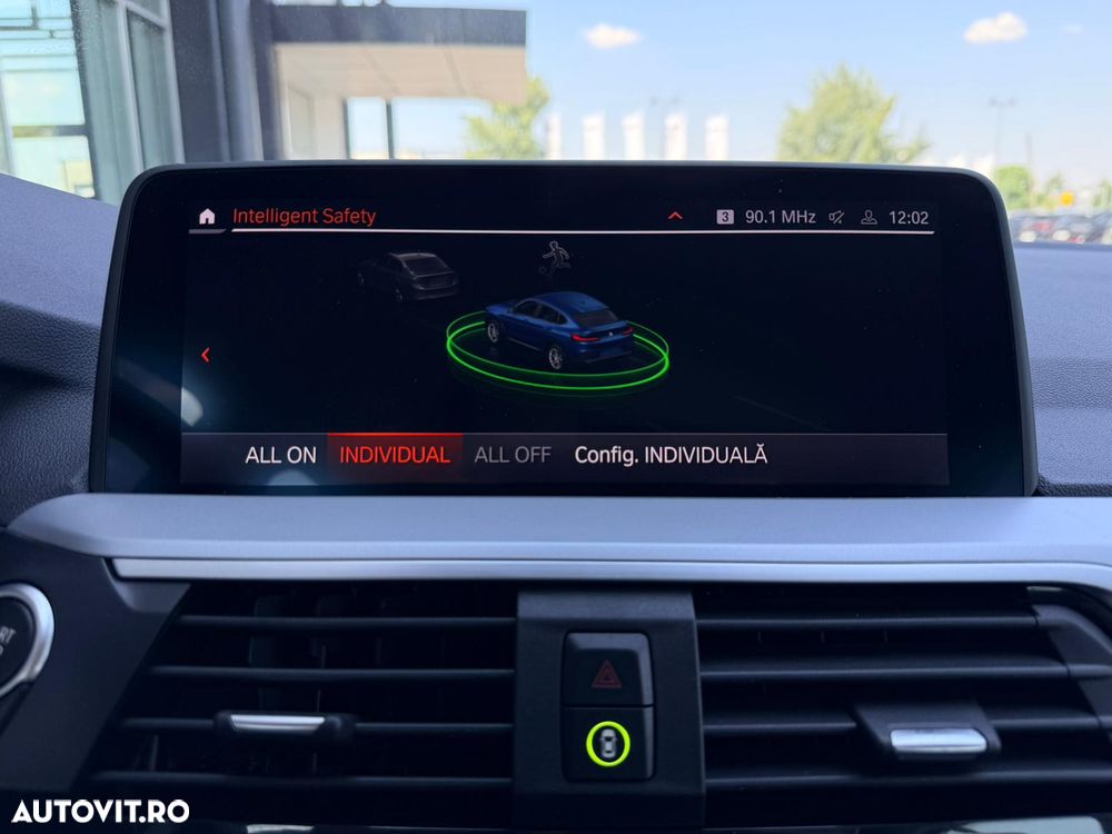 BMW X4 xDrive20i AT - 19