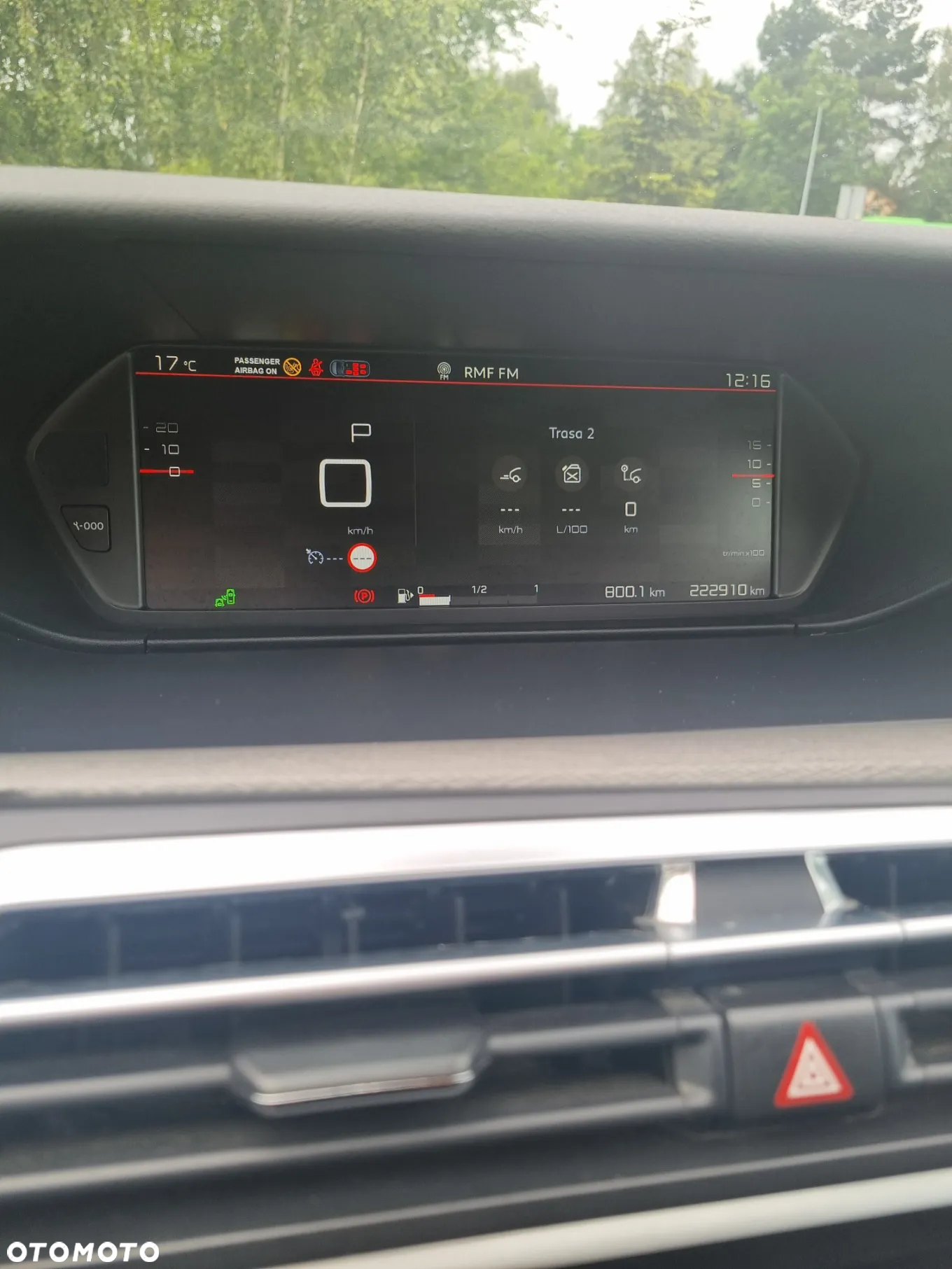 Citroën C4 Grand Picasso 1.6 THP Shine S&S EAT6 - 21
