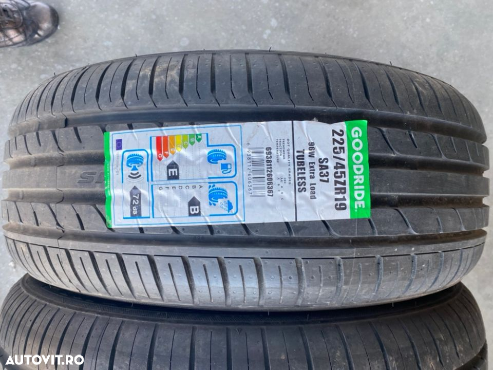 vand 2 anvelope 225/45/19 goodride de vară noi - 2