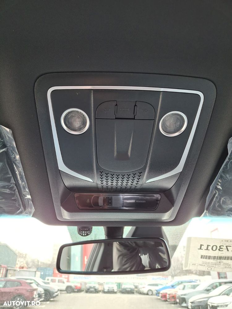 KG Mobility Musso - 18