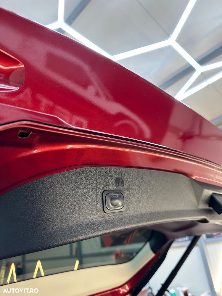 Ford Kuga 2.0 TDCi 4WD Powershift Titanium - 18