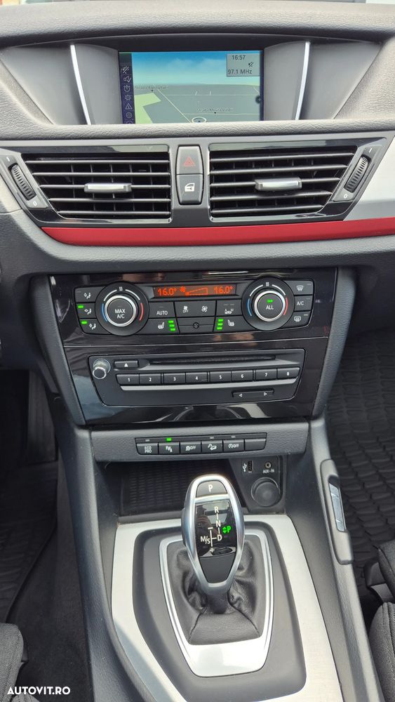 BMW X1 xDrive25d Aut. Sport Line - 12