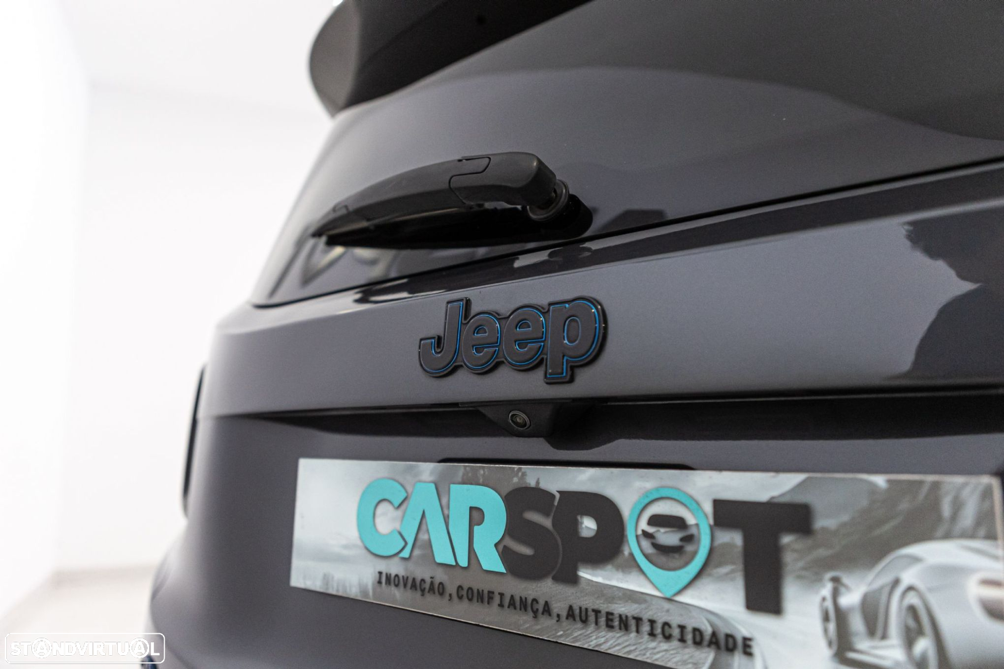 Jeep Renegade 1.3 TG 4Xe Trailhawk - 11